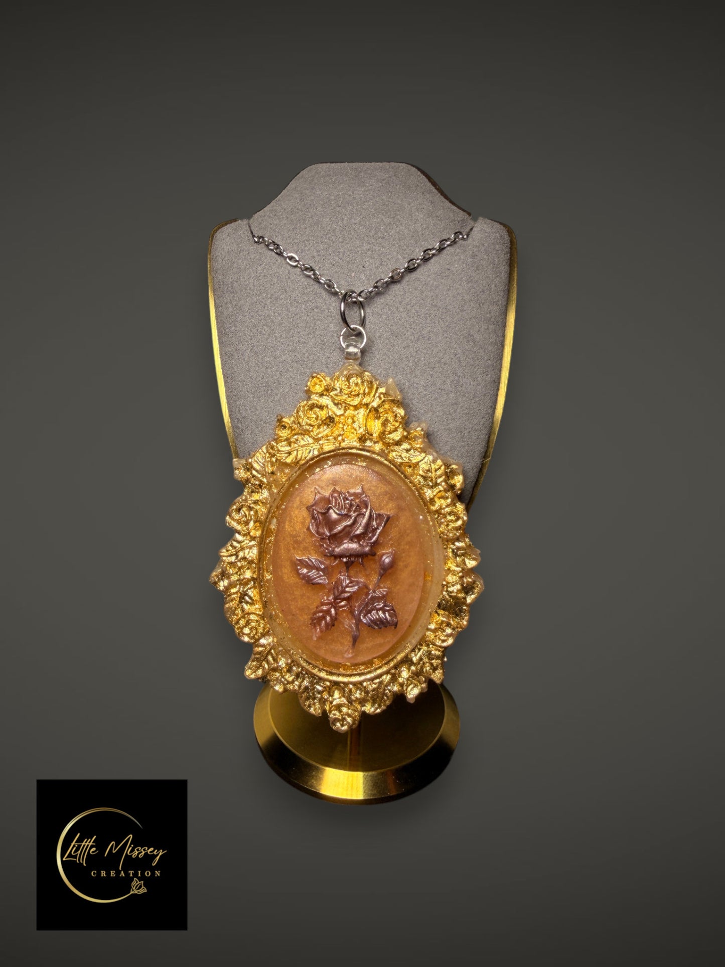 Collier rose